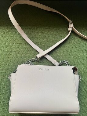 Steve Madden light pink Crossbody Bag with Silver Chain Strap